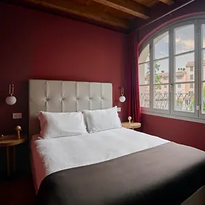 Rego - Boutique & Serenity With Some Off-site In The Heart Of Center Μπέργκαμο